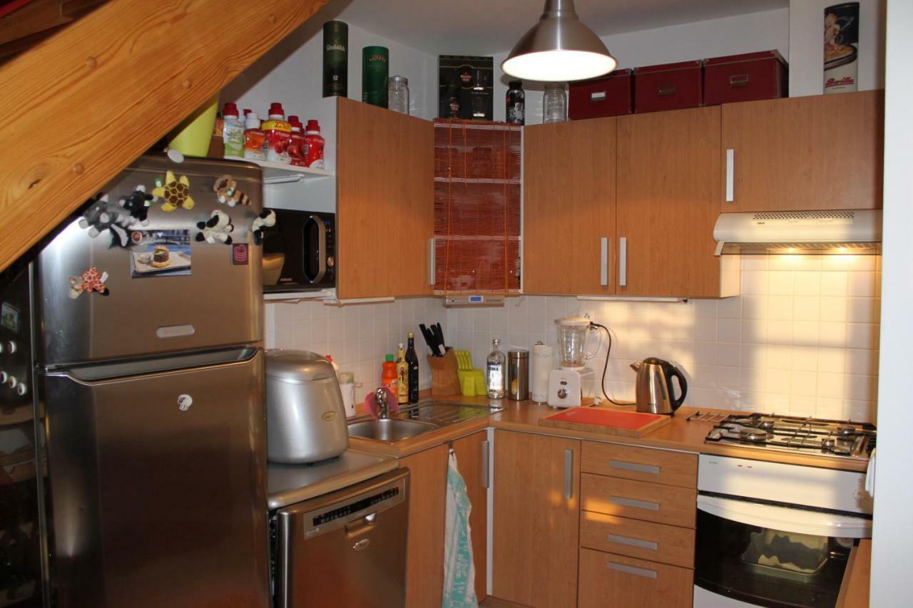 Sunny Two-story Kyje Prague